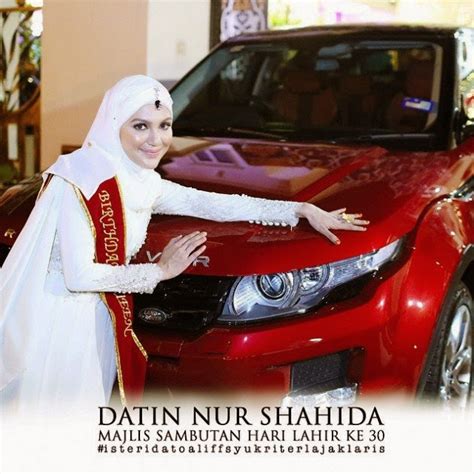 Dato' aliff syukri adalah anak ketiga kepada pengasas sendayu tinggi, rozita ibrahim. (11 Gambar) Hadiah Hari Jadi Buat Isteri Tersayang Oleh ...