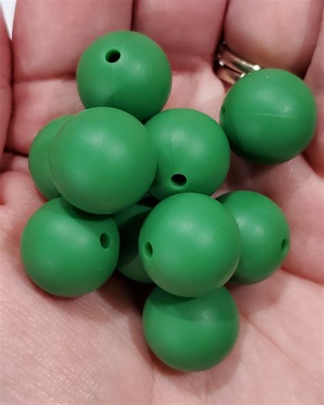 Green 15mm Silicone Beads Q 5 Simply Glittericious