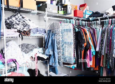 Clutter Closet Hi Res Stock Photography And Images Alamy