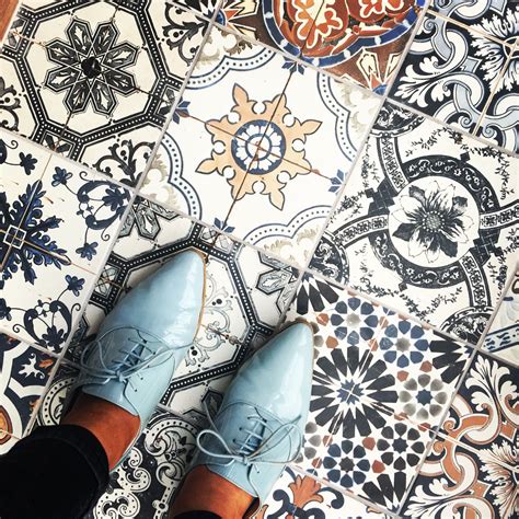 Check out our foxy tile selection for the very best in unique or custom, handmade pieces from our shops. Pin by Beca Ormond Oneill on Foxy flooring | Moroccan ...