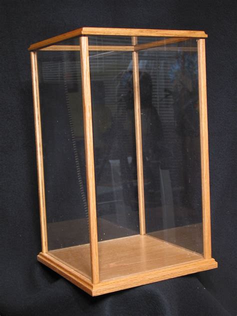 Collectable 21 Doll Display Case By Oak Hill