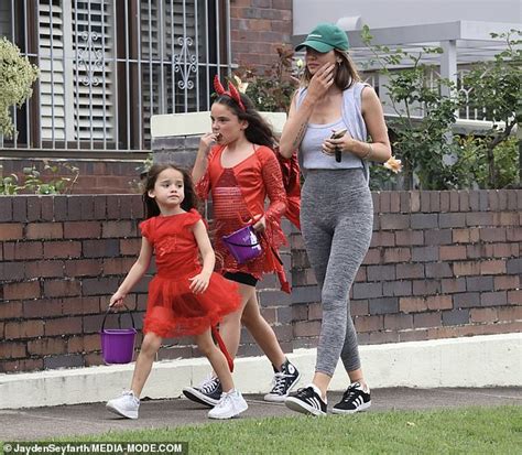 nrl 2022 braith anasta s fiancée rachael lee takes daughters trick or treating daily mail online