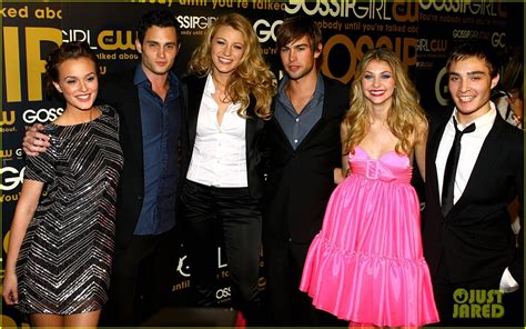 Gossip Girl Turns 13 Look Back At The Cast At The 2007 Premiere