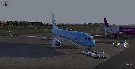 Please, feel free to comment. The Zibo Boeing 737-800 is by far the best freeware add-on ...