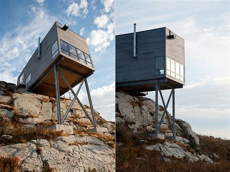 Cliff House Rustic Beach Cabin By Mackay Lyons Sweetapple Architects