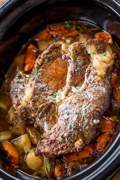 Feb 15, 2020 · crock pot roast beef and vegetables is one of our favorite sunday dinners. Ultimate Slow Cooker Pot Roast - Dinner, then Dessert