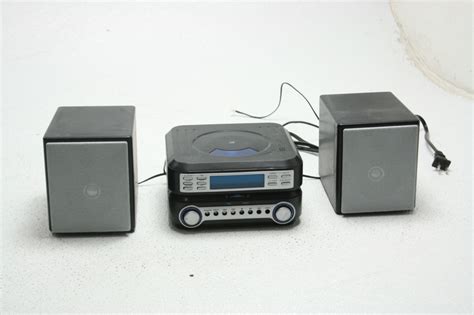 Gpx Hc221b Compact Cd Player Stereo Home Music Speaker System With Am