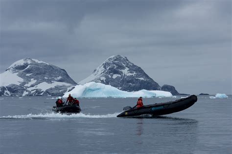 Cierva Cove Und Mikkelsen Harbour