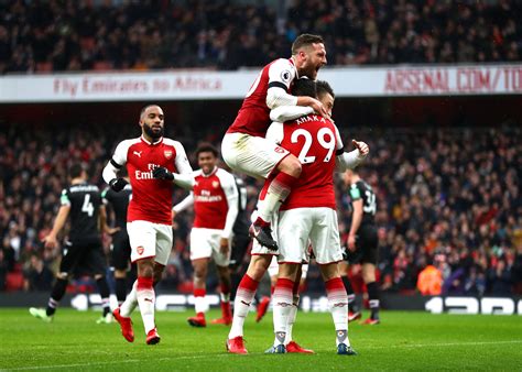 The arsenal football club is a professional football club based in islington, london, england that plays in the premier league, the top flight of english football. Arsenal vs Everton: 3 things to watch for in match week 26