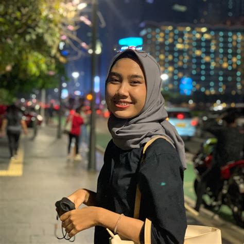 Putri Adhe Suryani Semarang Jawa Tengah Indonesia Profil Profesional Linkedin
