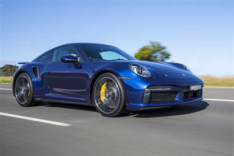 Tieši jūs izvēlaties, kuru no kameras pieciem leņķiem izmantot 911 turbo pieredzei: Review: 2020 Porsche 911 Turbo S - Torquecafe.com