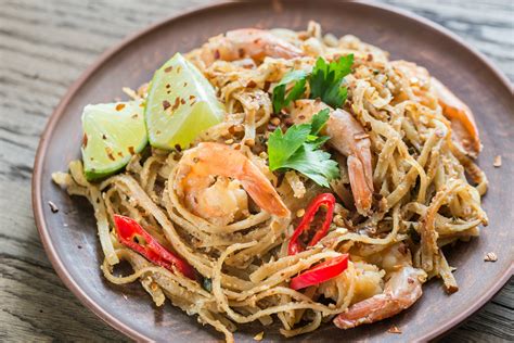 Thai Fried Rice Noodles With Shrimps Travel Or Die Trying