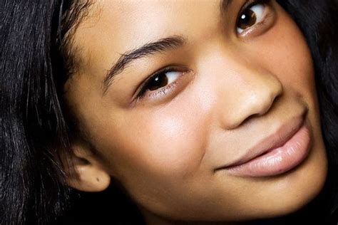 5 Beauty Products Models Use for No-Makeup Makeup