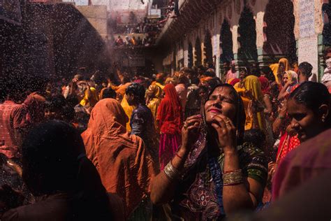 India Street Photography During The Holi Festival Vinson Images