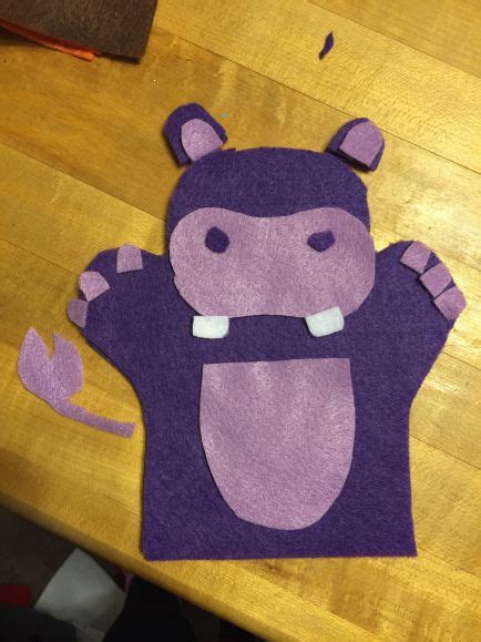 Zoo Animal Felt Puppets Tutorial And Pattern Felt Puppets Puppet