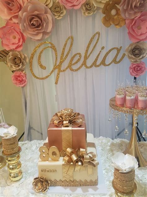 Decoración de cumpleaños para mujeres de 80 años