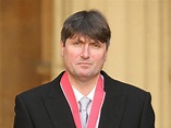Simon Armitage named 2018 recipient of Queen’s Gold Medal for Poetry ...