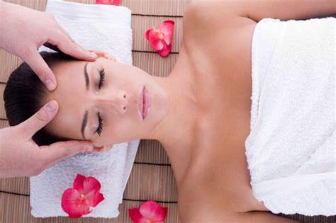 6 Ways To Pamper Yourself