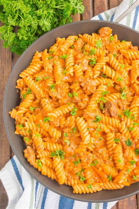 Creamy Ground Beef Pasta Quick And Easy Pumpkin N Spice