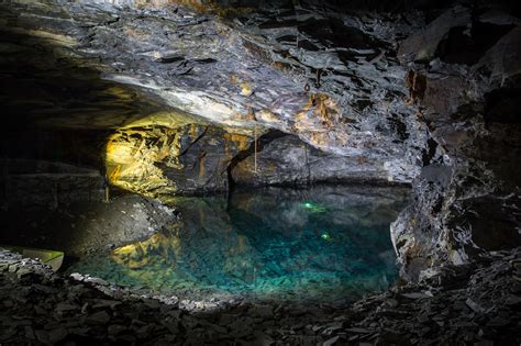 The Caverns Carnglaze Caverns