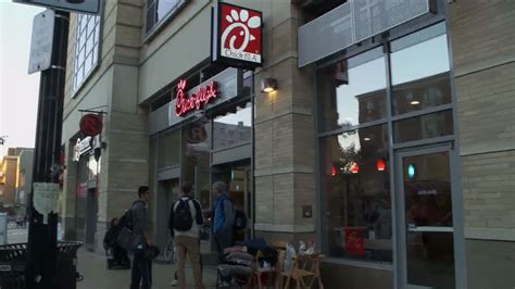 dc s first stand alone chick fil a opens