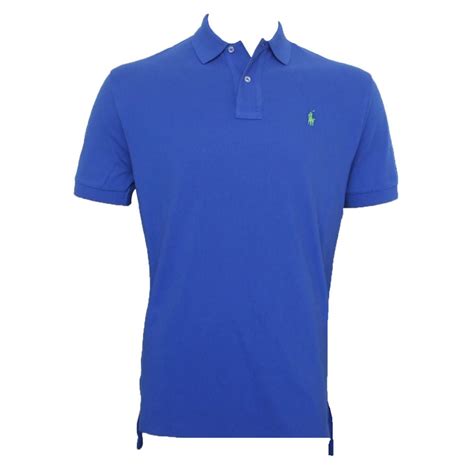 Les notes de tête sont concombre, melon et mandarine; Ralph Lauren Polo Shirt | Classic Fit | Blue