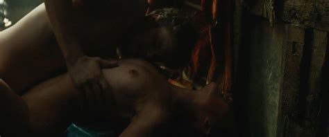 cara delevingne holliday grainger alicia vikander nude tulip fever 2017 hd 720p