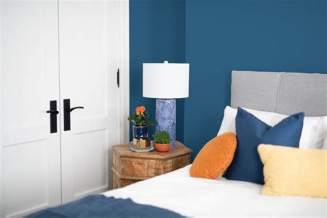 The light that comes into your room also plays an important role in which paint color you ultimately decide on. PPG's 2020 Color of the Year - Chinese Porcelain - Paintzen
