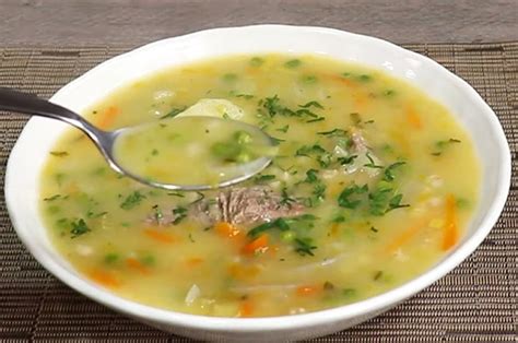 Sopa De Trigo Con La Receta Tradicional Peruana