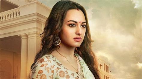 Up Police Visit Sonakshi Sinhas House In Mumbai For Inquiry In Fraud Case