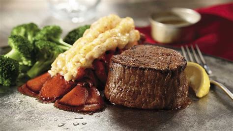 Practical, quick and balanced meal ideas. LongHorn Steakhouse recipe: Flo's Filet and Lobster Tail
