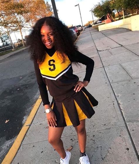Pin By Killbill💕 On Black Female Sports Black Cheerleaders Cheer Outfits Cheerleading Outfits