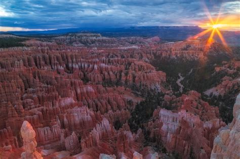 Bryce Canyon Sunrise From Inspiration Point • Dan Sorensen
