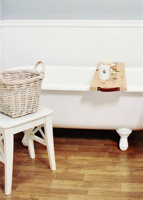 Amazon has a ton of options, but how boring is that. DIY Bath Caddies And Trays For Relaxing Experience - DIY & Crafts | A Matter Of Style