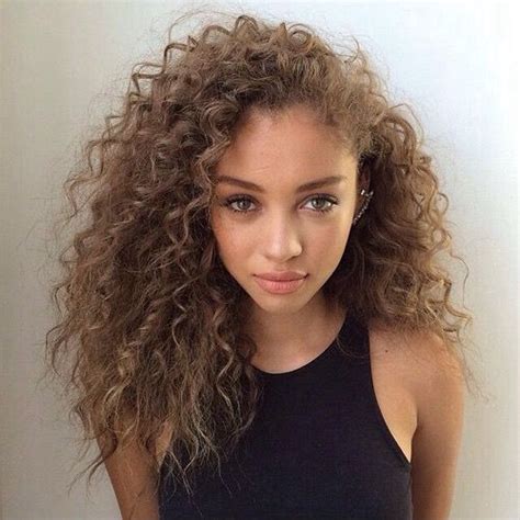 I Love Being A Biracial Woman But It Still Comes With Unique Challenges Curly Hair Styles