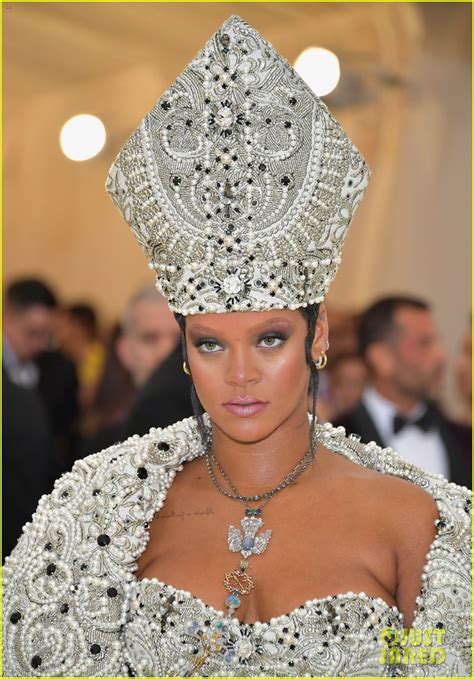 Rihanna Channels The Pope At Met Gala 2018 Photo 4078469 2018 Met