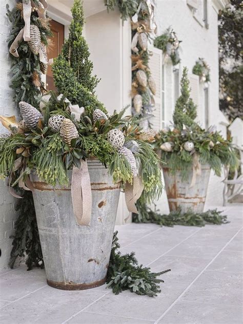 46 Perfect Outdoor Winter Planters Ideas Pimphomee