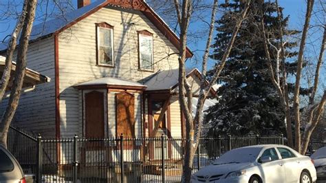 One Of Calgarys Oldest Homes To Be Restored Cbc News