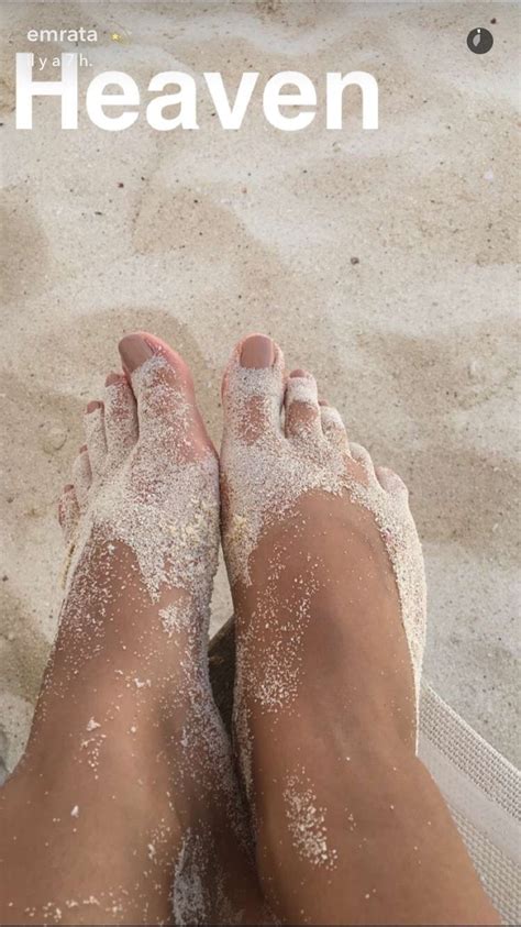 Emily Ratajkowskis Feet