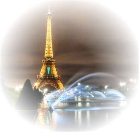 La tour eiffel big clip art at background power point paris png. Création Tour Eiffel