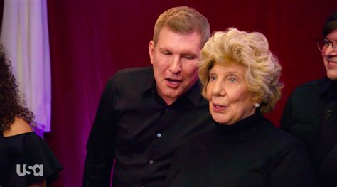 Chrisley Knows Bests Todd Says Mom Faye ‘manipulates Him Into Doing