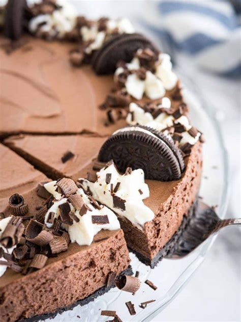 Welcome to david glass chocolates! Easy Chocolate Mousse Cake with Oreo Crust | Plated Cravings
