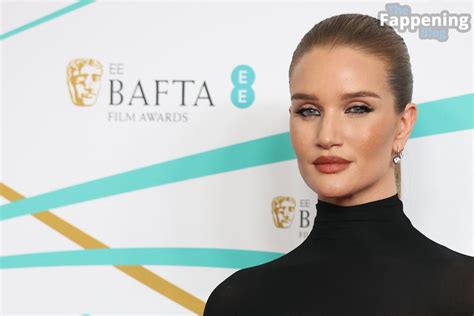 Rosie Huntington Whiteley Displays Her Beautiful Figure At The 2023