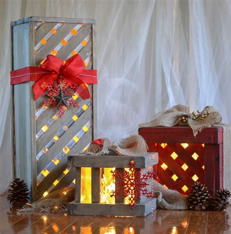 Give us a call today at 6493 2496 to see how we can help you! Down to Earth Style: Make Wooden Christmas Gift Box Decor