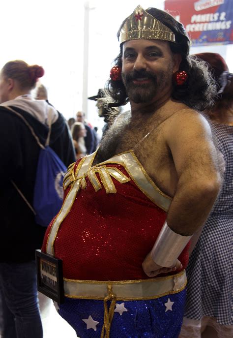 10 New York Comic Con Pictures You Cant Unsee Comic Con Costumes Cool