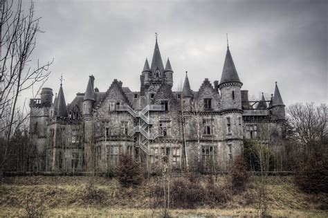 chateau abandonné ditelantarkan tempat angker tempat terlantar