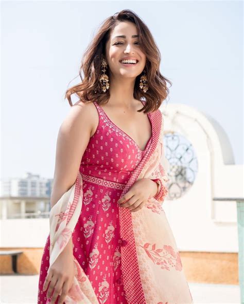 yami gautam shares lovely photo in maxi dress see the diva look sexy in all her pictures news18
