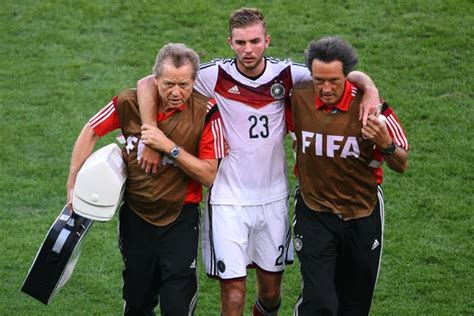 Kramer continued playing for 14 minutes sunday after taking. Christoph Kramer: Latest World Cup head injury shows FIFA ...