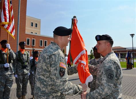 509th Signal Battalion Welcomes New Commander Article The United