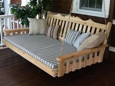 Today i share these simple plans for you to build a swing bed, using common tools and materials. free plans to build your own porch swing bed - Google Search